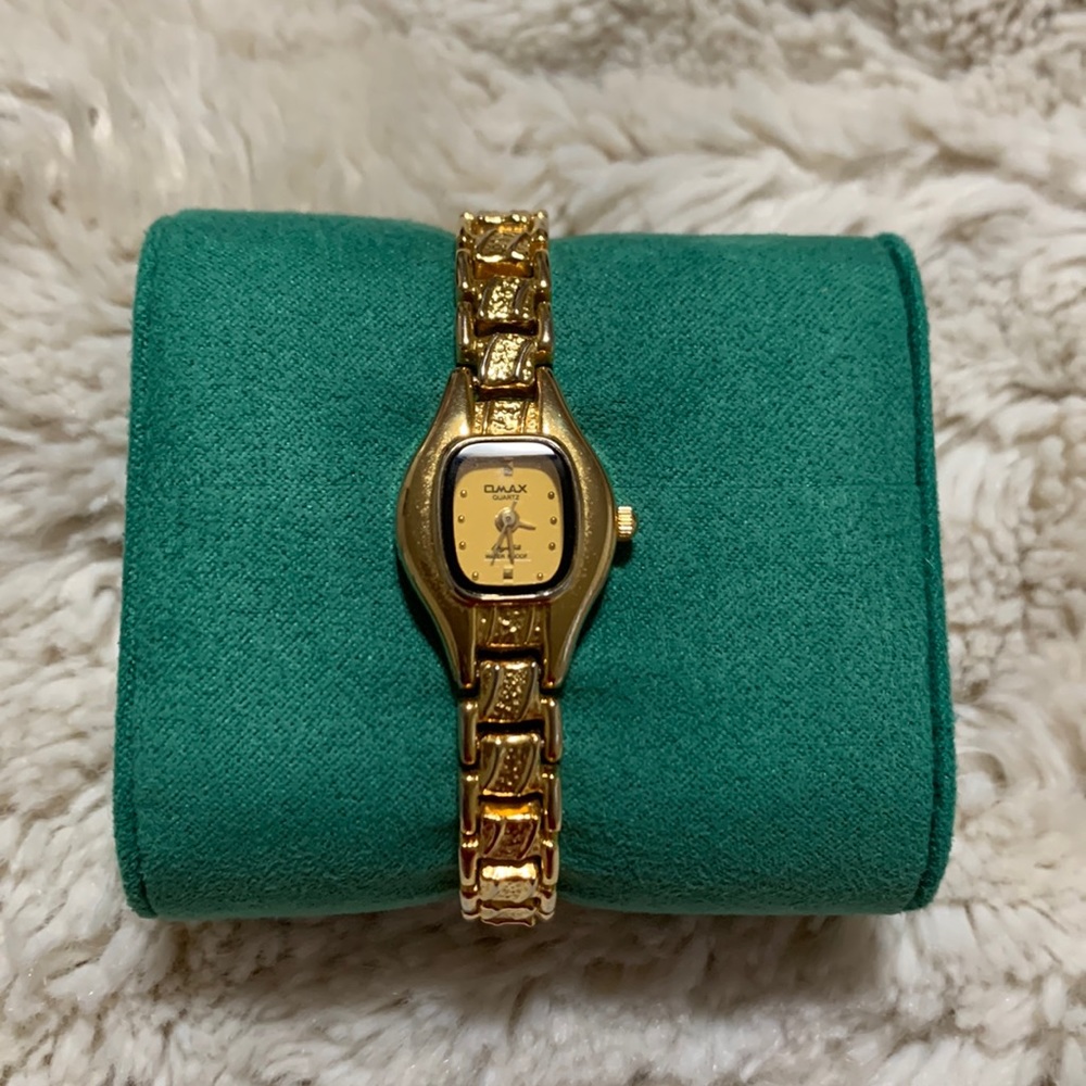 Vintage omax watch water proof